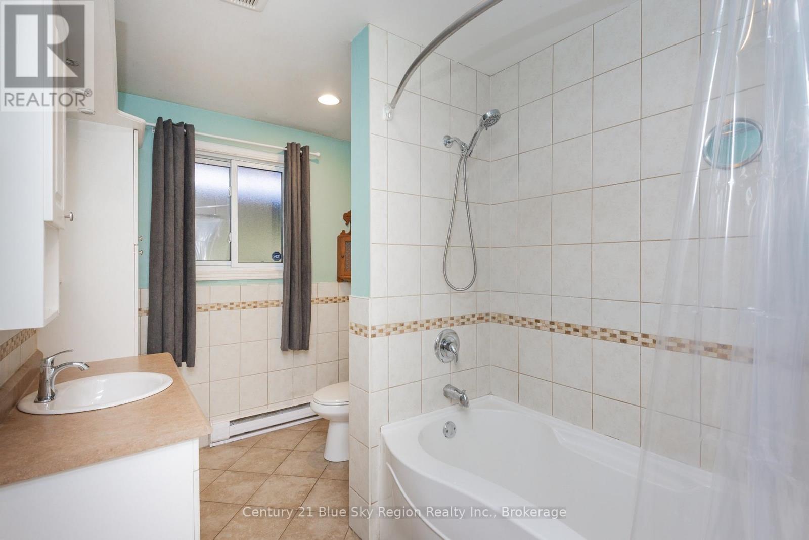 20 WILMOT STREET - Image 34