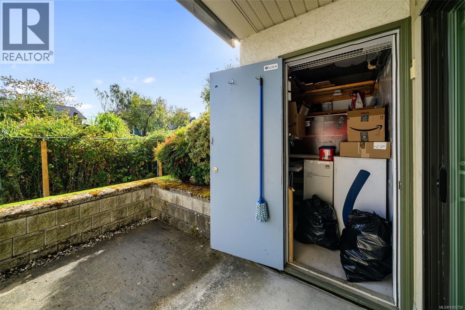 #105 2757 Quadra St - Image 15