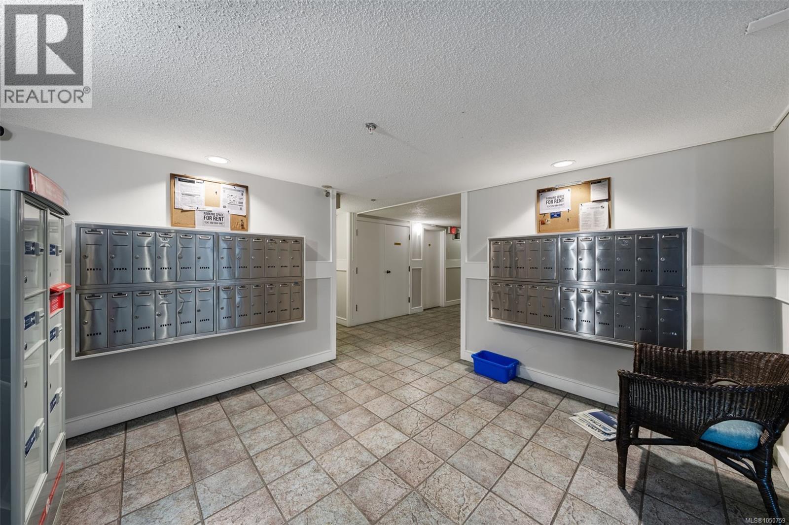 #105 2757 Quadra St - Image 16