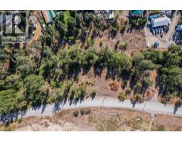 7050 Haughton Road, Kamloops, BC V2B8N8 Photo 11