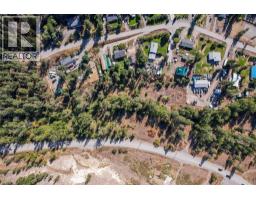 7050 Haughton Road, Kamloops, BC V2B8N8 Photo 9