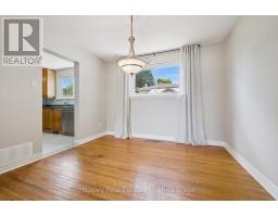 Bedroom 3 - 103 Folkstone Crescent, Brampton, ON L6T3M4 Photo 9