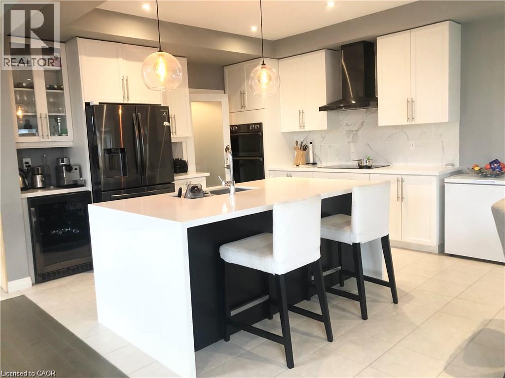 119 GREENWICH Avenue, Stoney Creek — photo 7