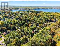 135 Segwun Boulevard, Gravenhurst), ON P1P1C5 Photo 24