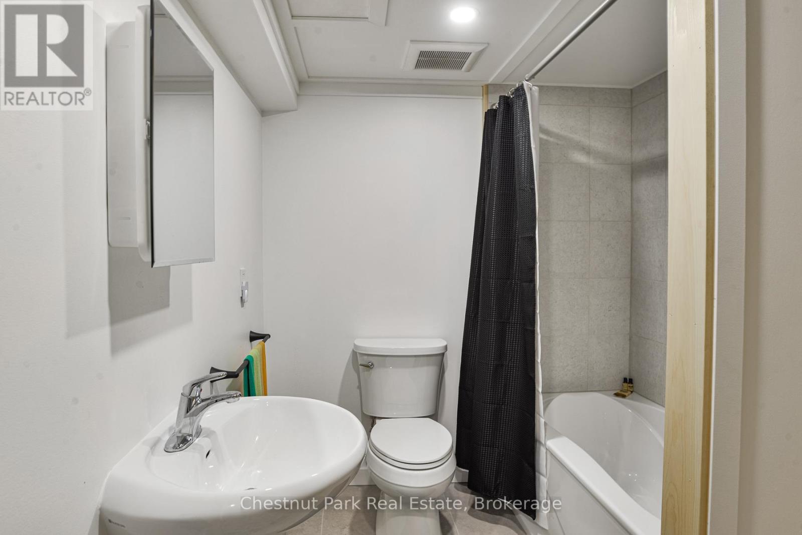 5 HUNTER PLACE - 32