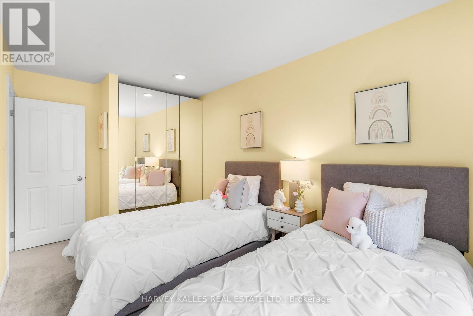 59 CAMERON AVENUE - 23
