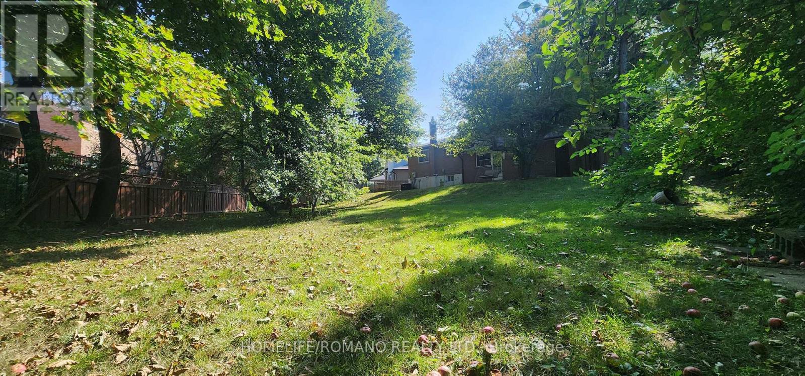 14 THREADNEEDLE CRESCENT - Image 3