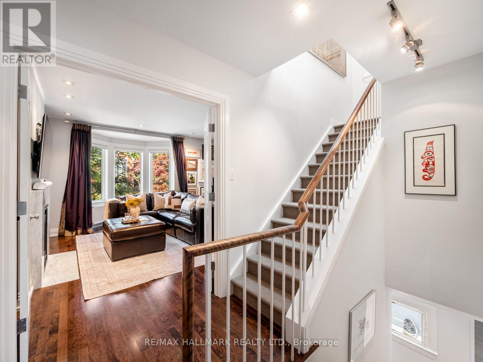 81 MACPHERSON AVENUE - Image 20