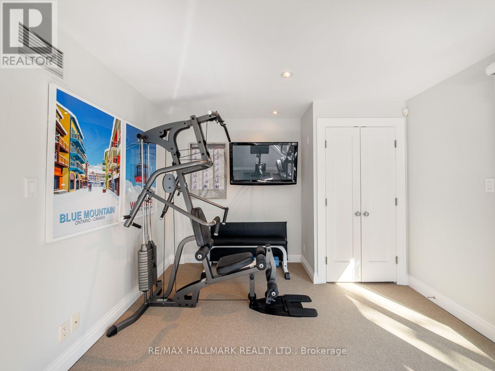 81 MACPHERSON AVENUE - Image 33