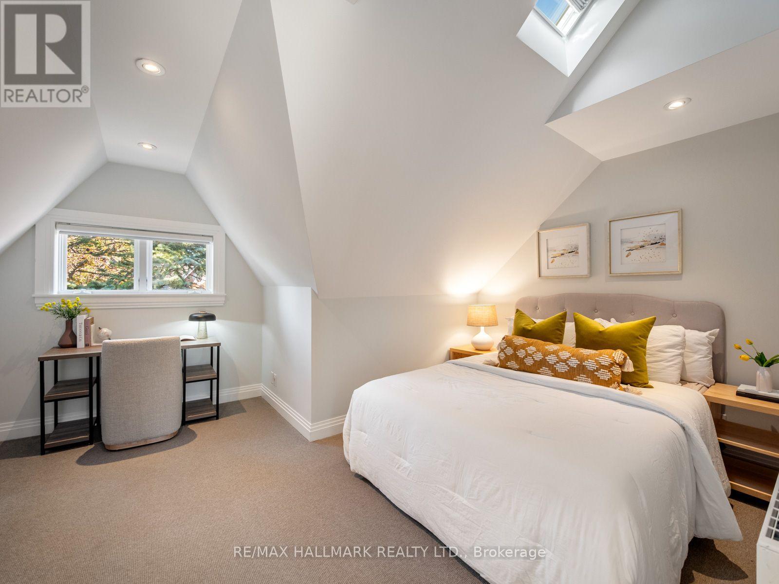 81 MACPHERSON AVENUE - Image 34