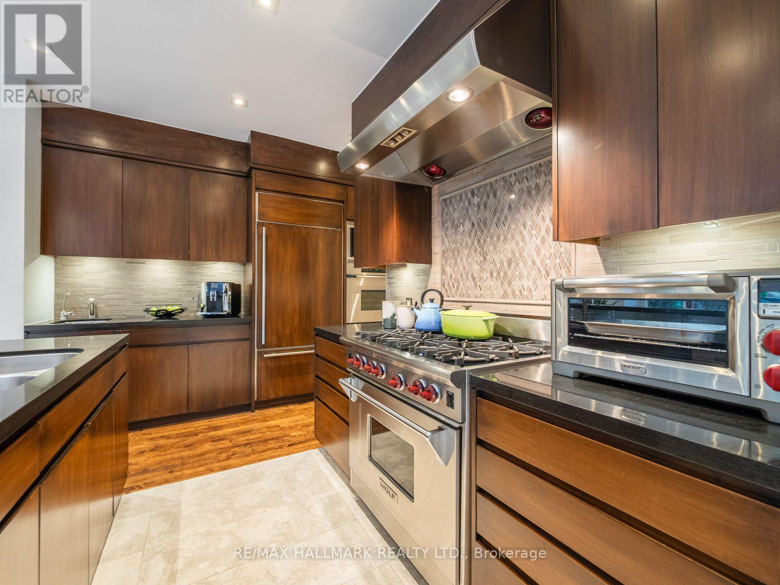 81 MACPHERSON AVENUE - Image 8