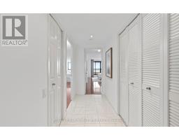 1704 - 1 Concorde Place, Toronto, ON M3C3K6 Photo 22