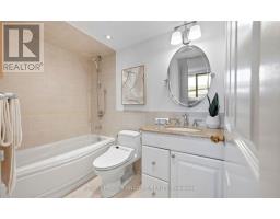 1704 - 1 Concorde Place, Toronto, ON M3C3K6 Photo 34