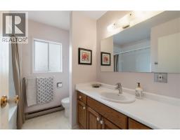 1 Sylvan Cres, Parksville, BC V9P1H1 Photo 32