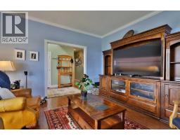 Family room - 23 Park Ridge Drive, Camrose, AB T4V4X7 Photo 6