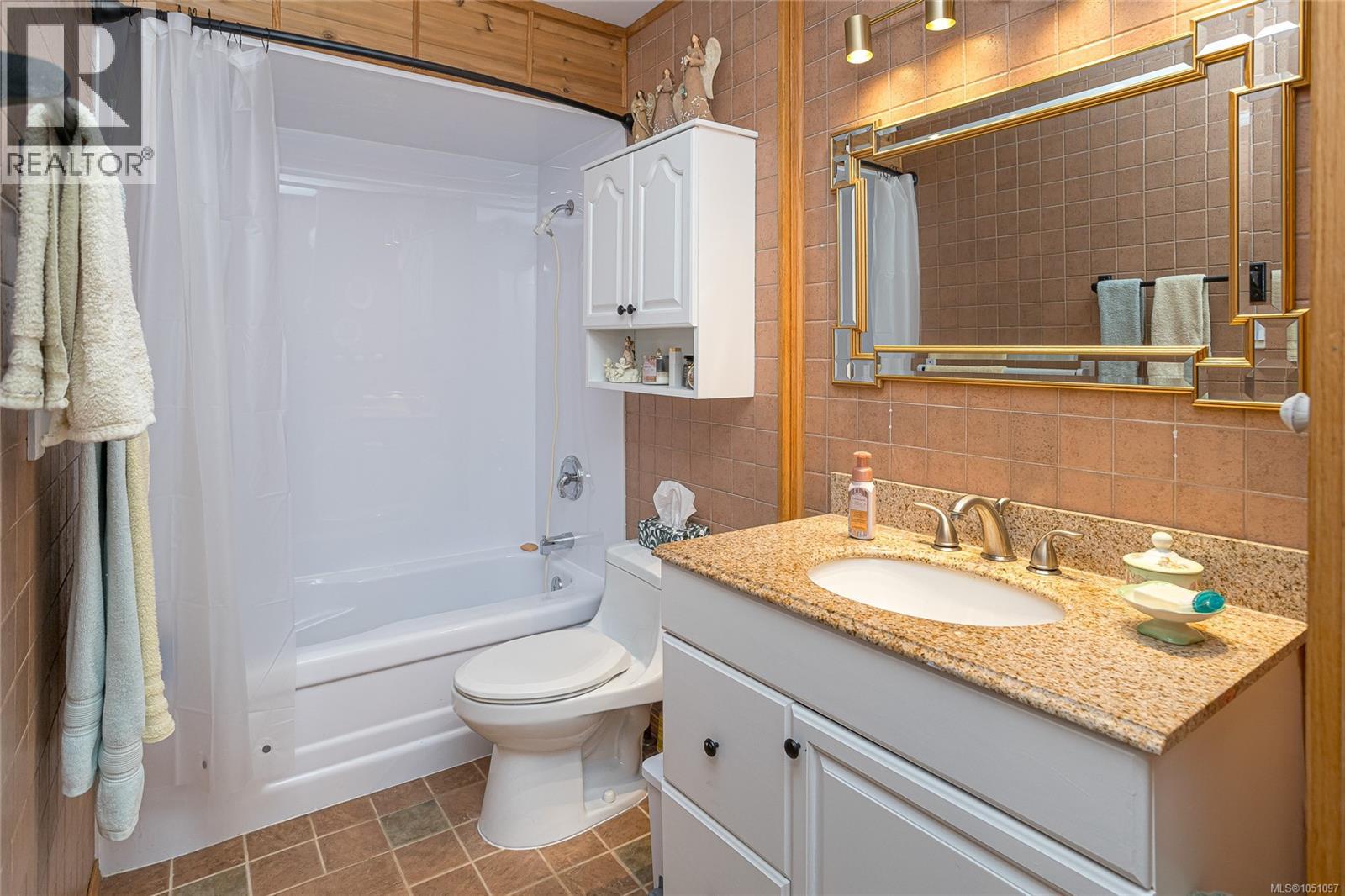 #5 974 Dunford Ave - 13