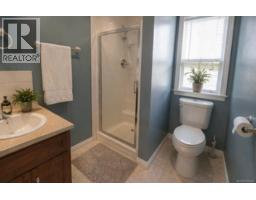 210 Poplar Rd, Alert Bay, BC V0N1A0 Photo 17