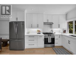 23 Aldridge Avenue, Toronto, ON M4C3W3 Photo 14
