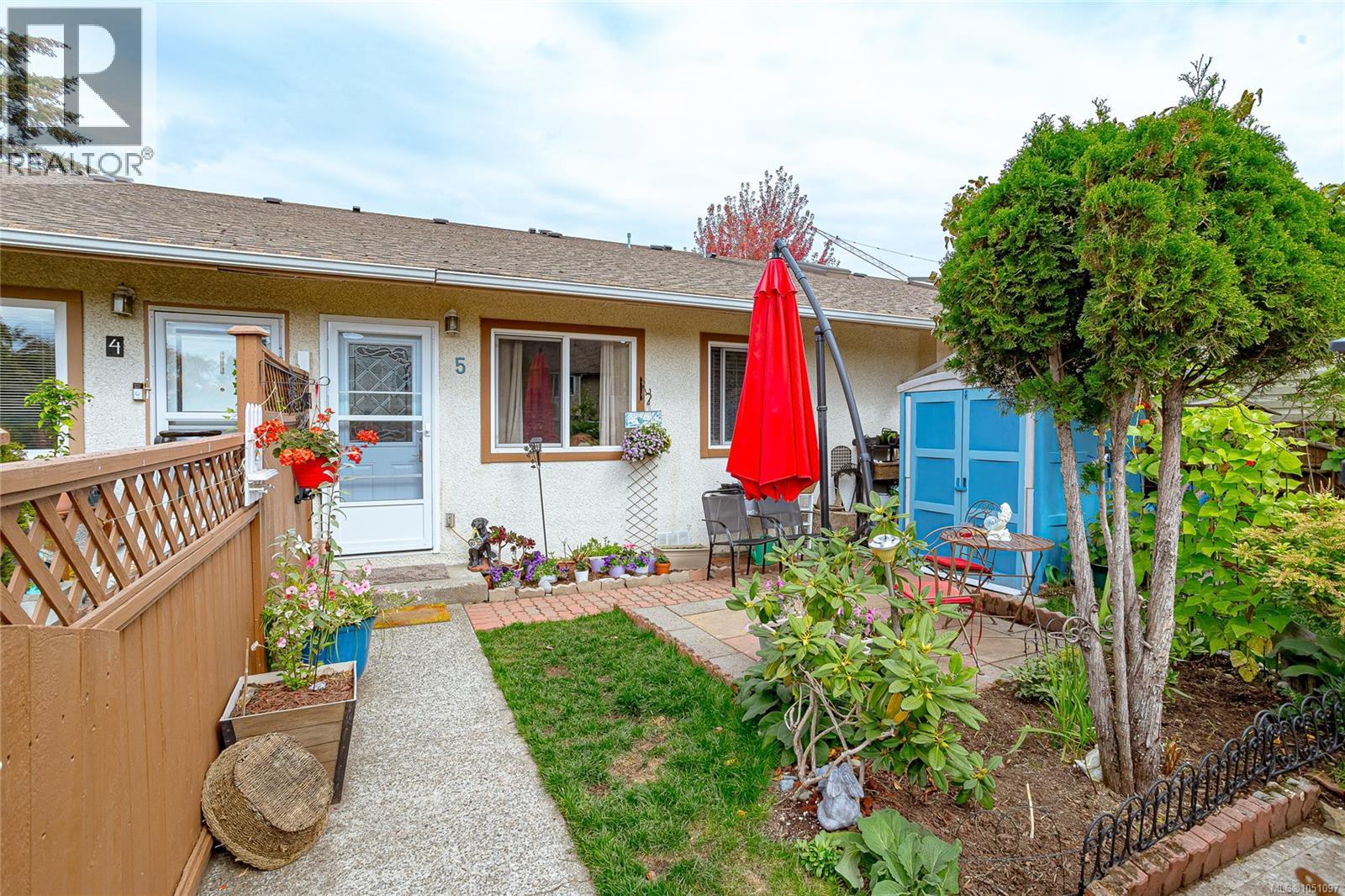 #5 974 Dunford Ave - 2