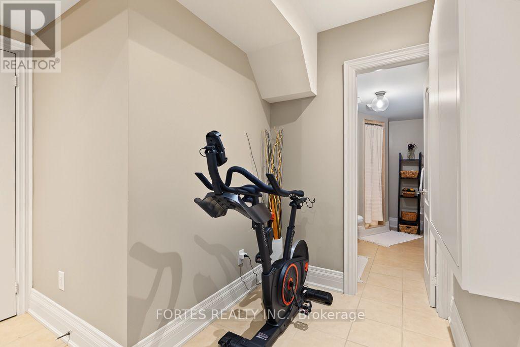 154 HOLBORNE AVENUE - 40