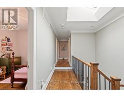 154 Holborne Avenue, Toronto, ON M4C2R6 Photo 23