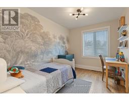 154 Holborne Avenue, Toronto, ON M4C2R6 Photo 34