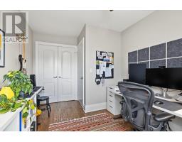 154 Holborne Avenue, Toronto, ON M4C2R6 Photo 35