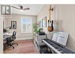154 Holborne Avenue, Toronto, ON M4C2R6 Photo 36