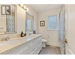 154 Holborne Avenue, Toronto, ON M4C2R6 Photo 37