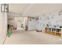 154 Holborne Avenue, Toronto, ON M4C2R6 Photo 42