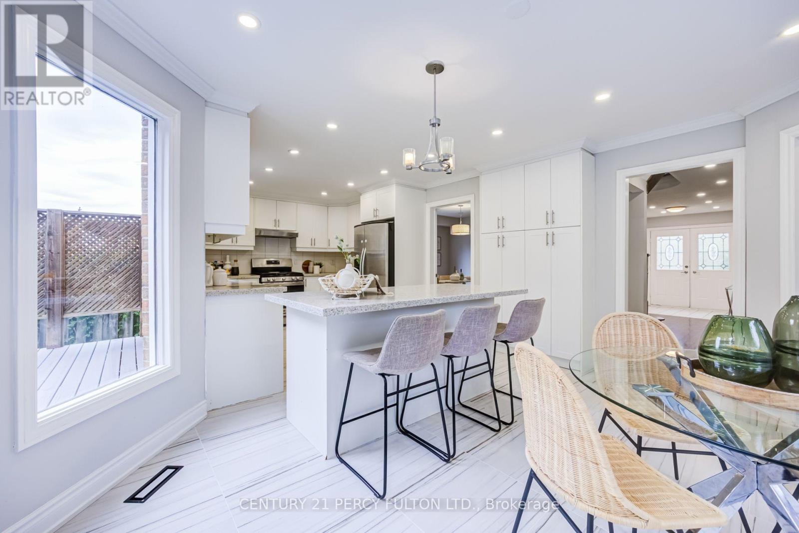 8 SAYOR DRIVE - Image 16