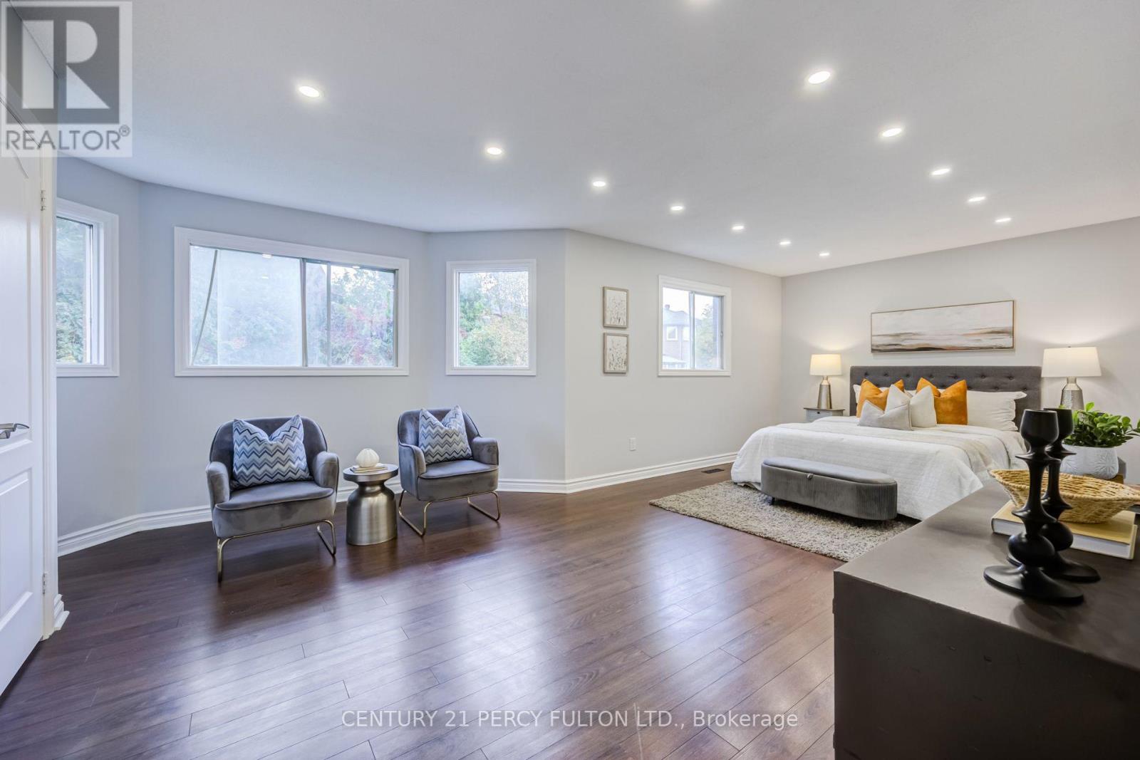 8 SAYOR DRIVE - Image 23