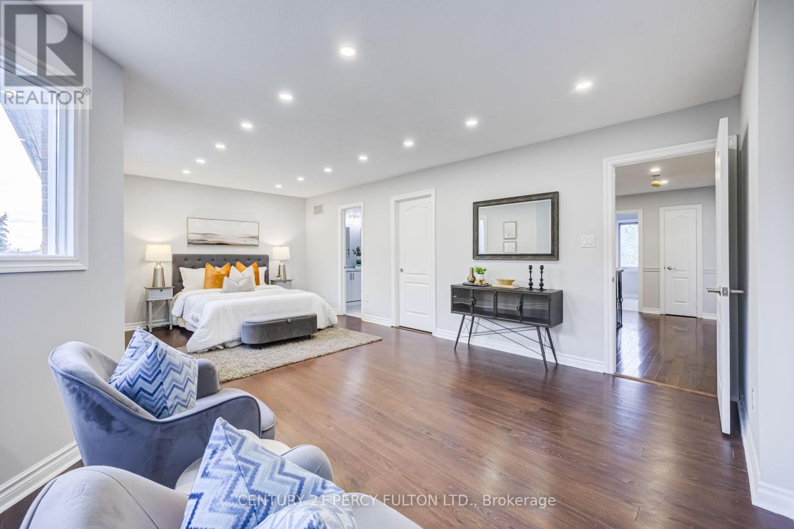 8 SAYOR DRIVE - Image 30