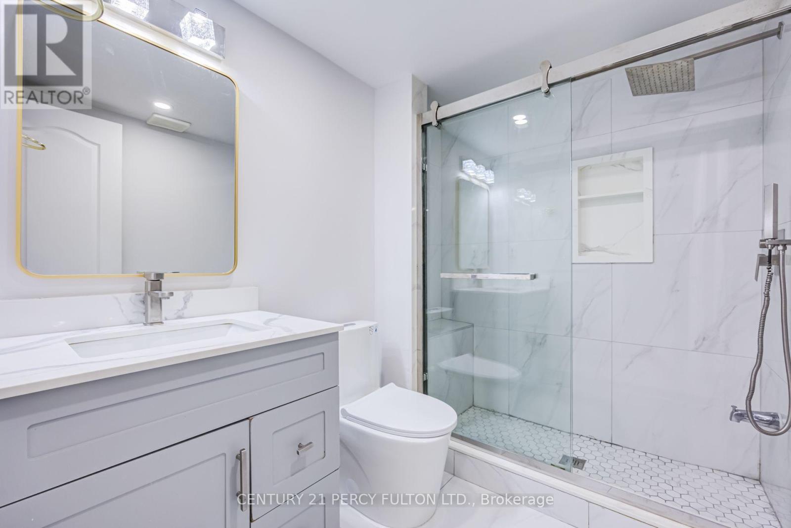 8 SAYOR DRIVE - 43