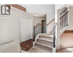 40 Country Hills Bay NW - photo 4