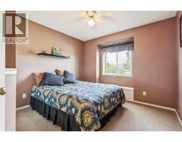 40 Country Hills Bay NW - photo 33