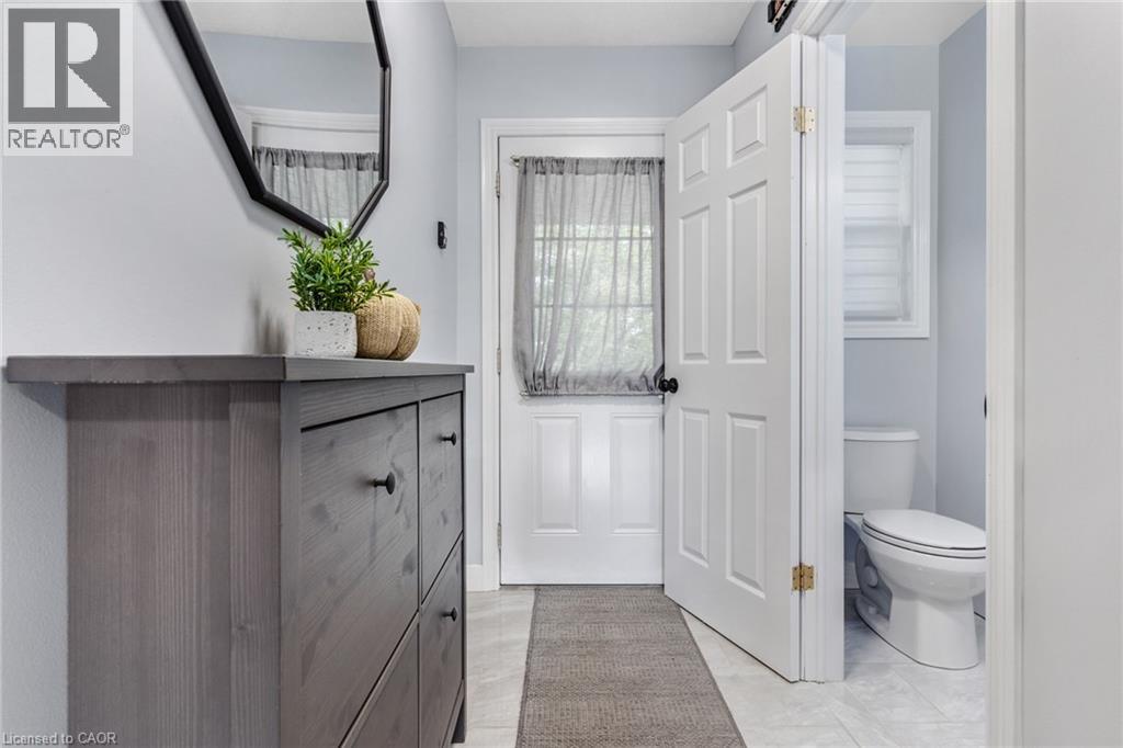 107 GIBBONS Drive - 5