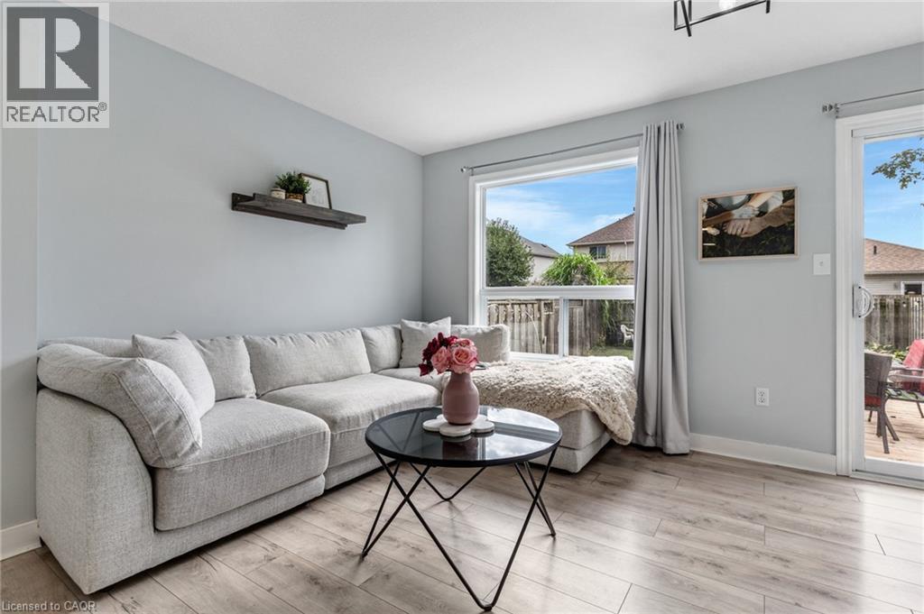 107 GIBBONS Drive - Image 14