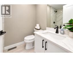 Living room - 6827 Temple Drive Ne, Calgary, AB T1Y5N4 Photo 14
