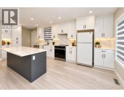 4pc Bathroom - 6827 Temple Drive Ne, Calgary, AB T1Y5N4 Photo 9