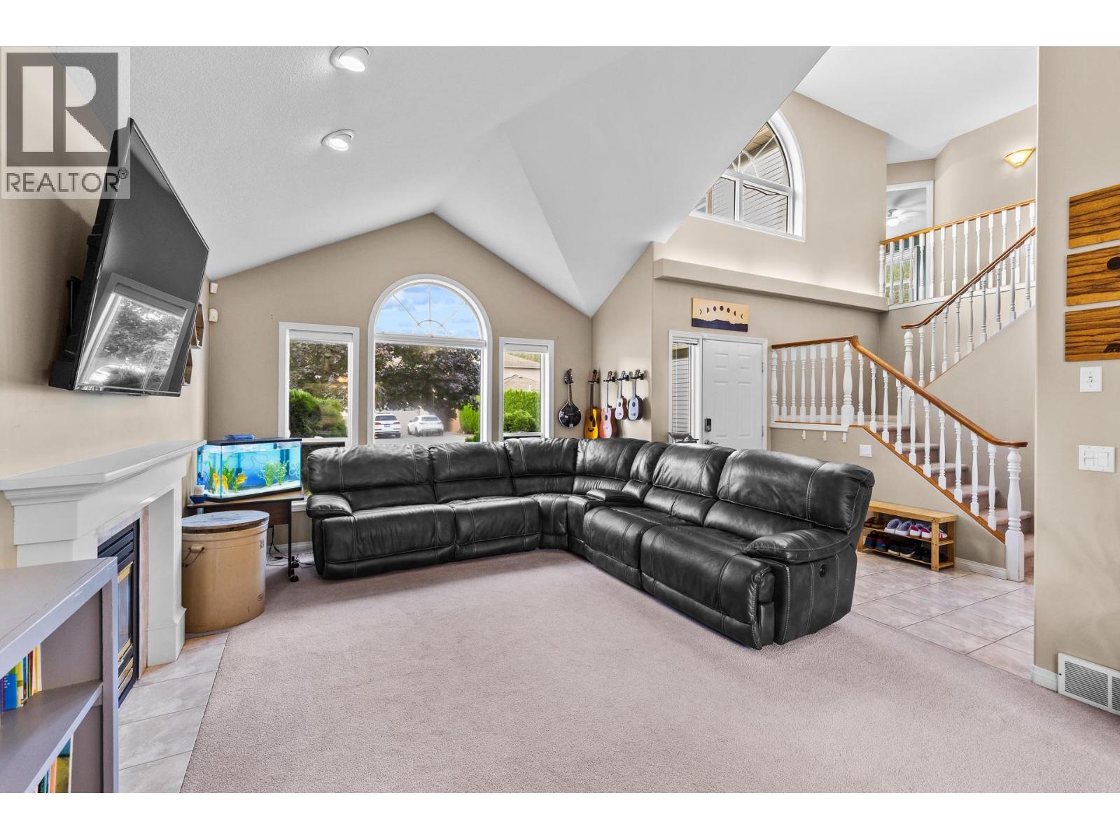  138 Applebrooke Crescent, Kelowna