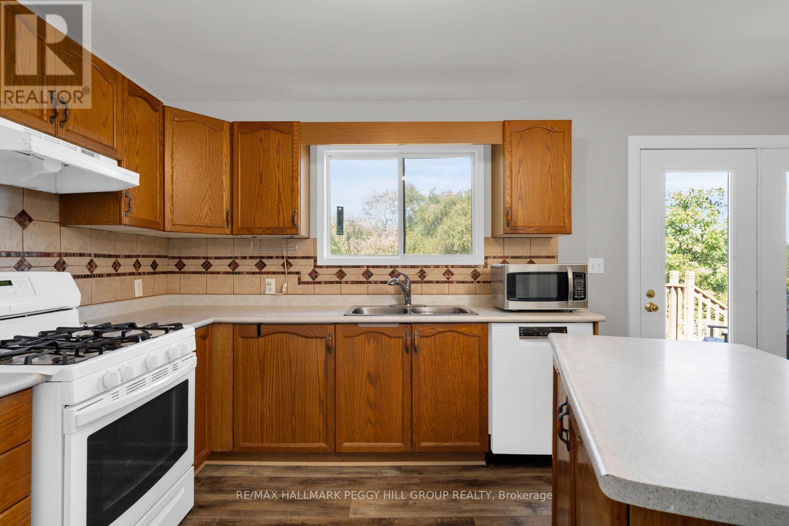 5900 Old Mill Road, Essa, Ontario, L0M1T0, Essa, Ontario — photo 4 of 5