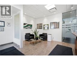 1370 Summit Drive Unit# B, Kamloops, BC V2C1T8 Photo 6