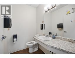 1370 Summit Drive Unit# B, Kamloops, BC V2C1T8 Photo 32