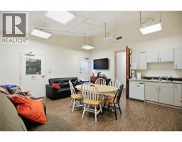 1370 Summit Drive Unit# B, Kamloops, BC V2C1T8 Photo 41