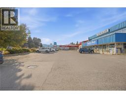 1370 Summit Drive Unit# B, Kamloops, BC V2C1T8 Photo 42