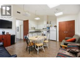 1370 Summit Drive Unit# B, Kamloops, BC V2C1T8 Photo 38