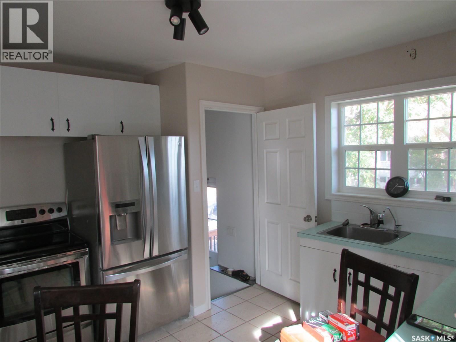 204 19th AVENUE - 11