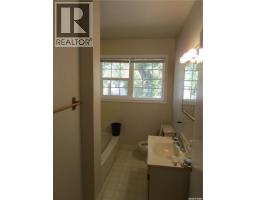 204 19th Avenue, Regina, SK S4N1N1 Photo 16