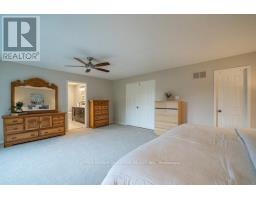 Bedroom 3 - 1117 Valleybrook Drive, Oakville, ON L6H4N1 Photo 10
